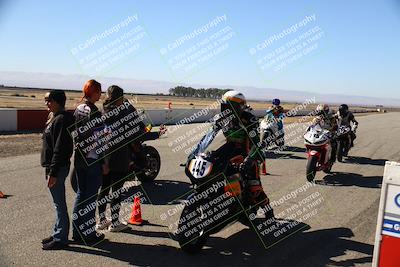 media/Oct-29-2023-Carters at The Track (Sun) [[b2bb4383ab]]/Around the Pits/